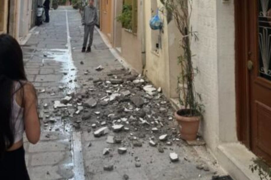 πτώση μπαλκονιού