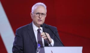 Γαμήλιες χαρές στον ΣΥΡΙΖΑ – Με ποια βουλευτή παντρεύεται ο Γιάννης Ραγκούσης