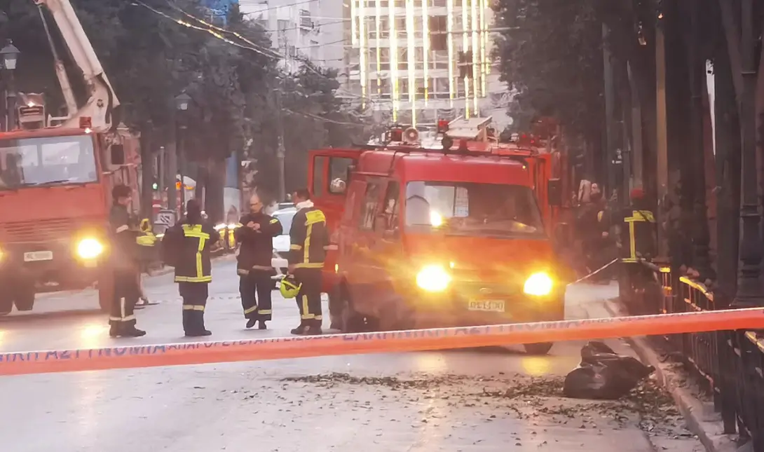 Έκρηξη βόμβας στο κέντρο της Αθήνας: Παραμένει αποκλεισμένη η περιοχή