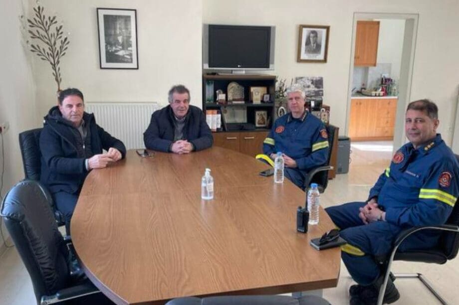Ο νέος διοικητής πυροσβεστικής υπηρεσίας Ρεθύμνου στον Δήμαρχο Αγίου Βασιλείου