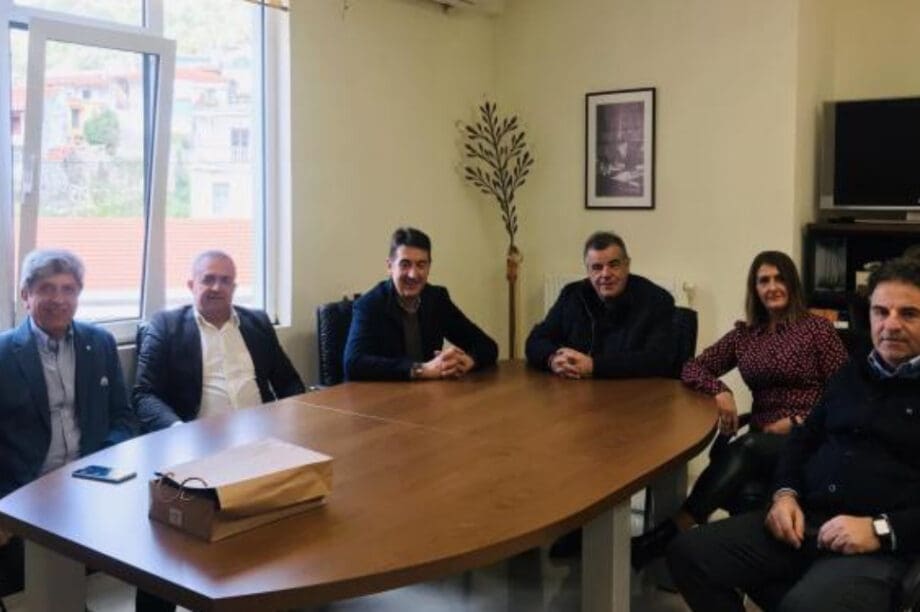 Πρέσβης της Σερβίας Δήμαρχος Αγίου Βασιλείου