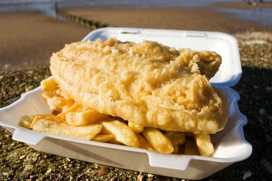 Ψάρι με πατάτες (Fish and chips)
