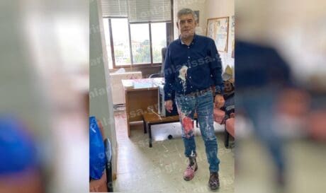 Κώστας Αγοραστός (επίθεση με μπογιές)