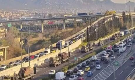 Στρατιωτικά άρματα κατέβηκαν τον Κηφισό για την παρέλαση της 25ης Μαρτίου (βίντεο)