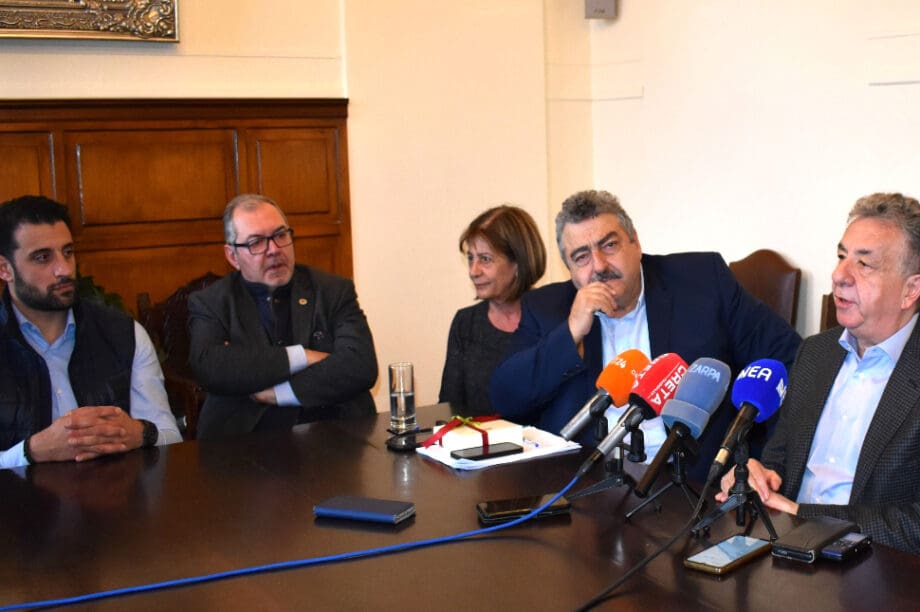 Σταύρος Αρναουτάκης Χανιά