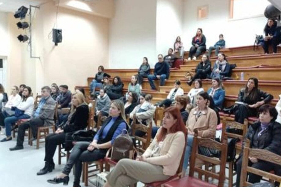 Χανιά: Ολοκληρώθηκε η ενημερωτική συνάντηση με θέμα την διαπαιδαγώγηση παιδιών