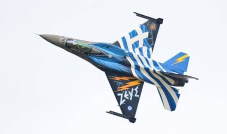 f16