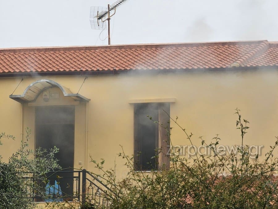 Χανιά: Συναγερμός στην Πυροσβεστική για φωτιά που ξέσπασε σε διαμέρισμα