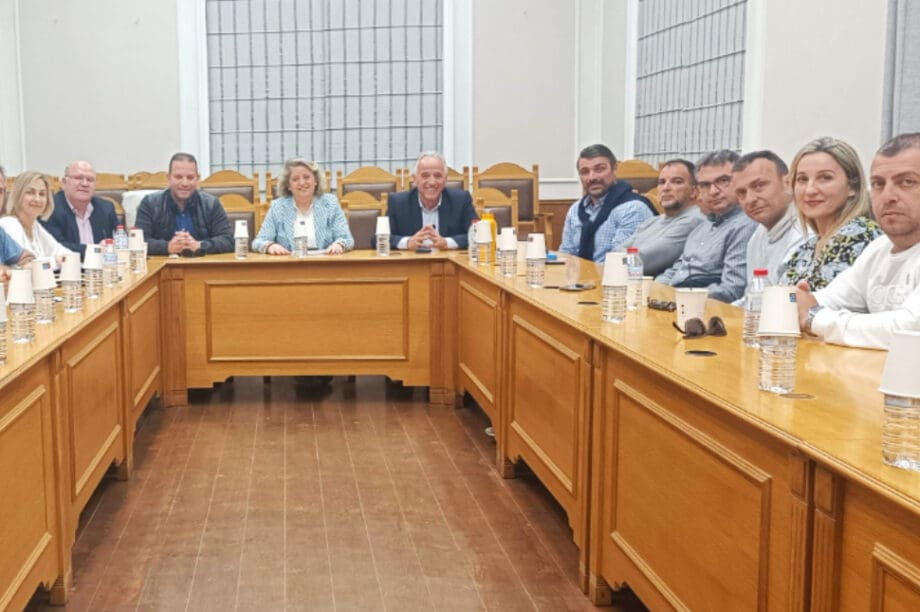 Περιφέρεια Κρήτης: Ενημερωτική συνάντηση με μέλη Φυσικής Αγωγής της Πρωτοβάθμιας Εκπαίδευσης Ηρακλείο