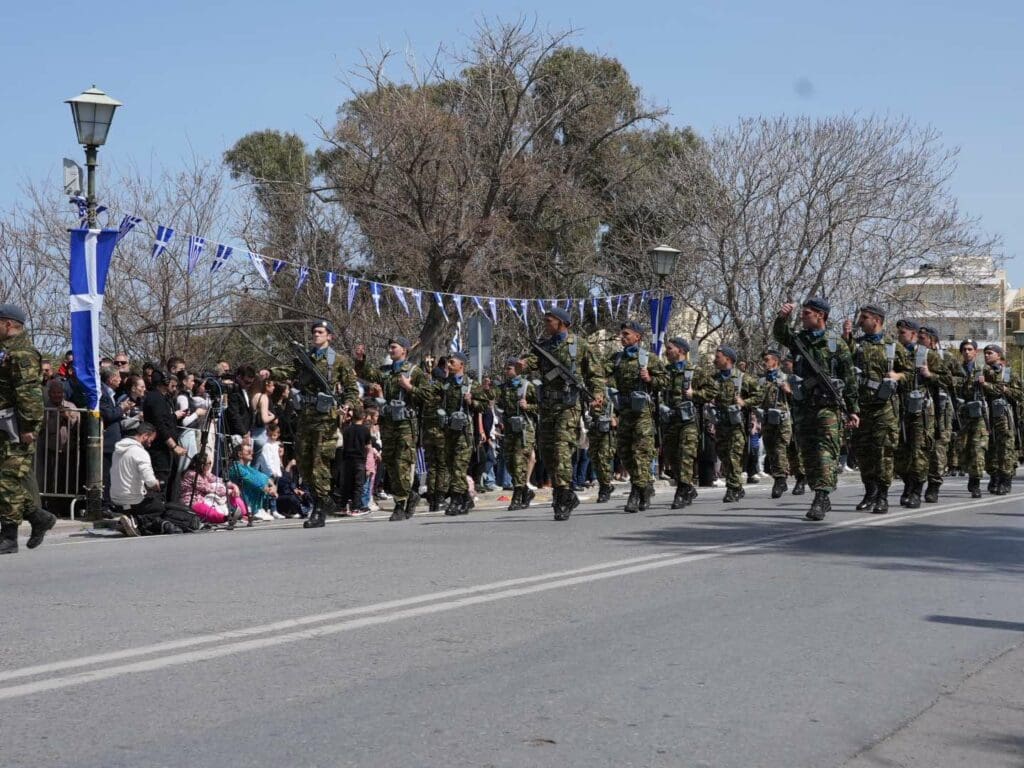 Ηράκλειο παρέλαση 25η Μαρτίου