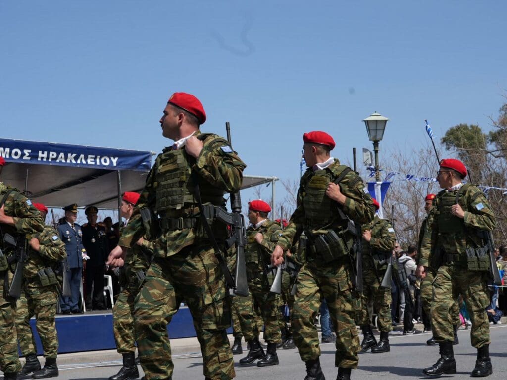 Ηράκλειο παρέλαση 25η Μαρτίου
