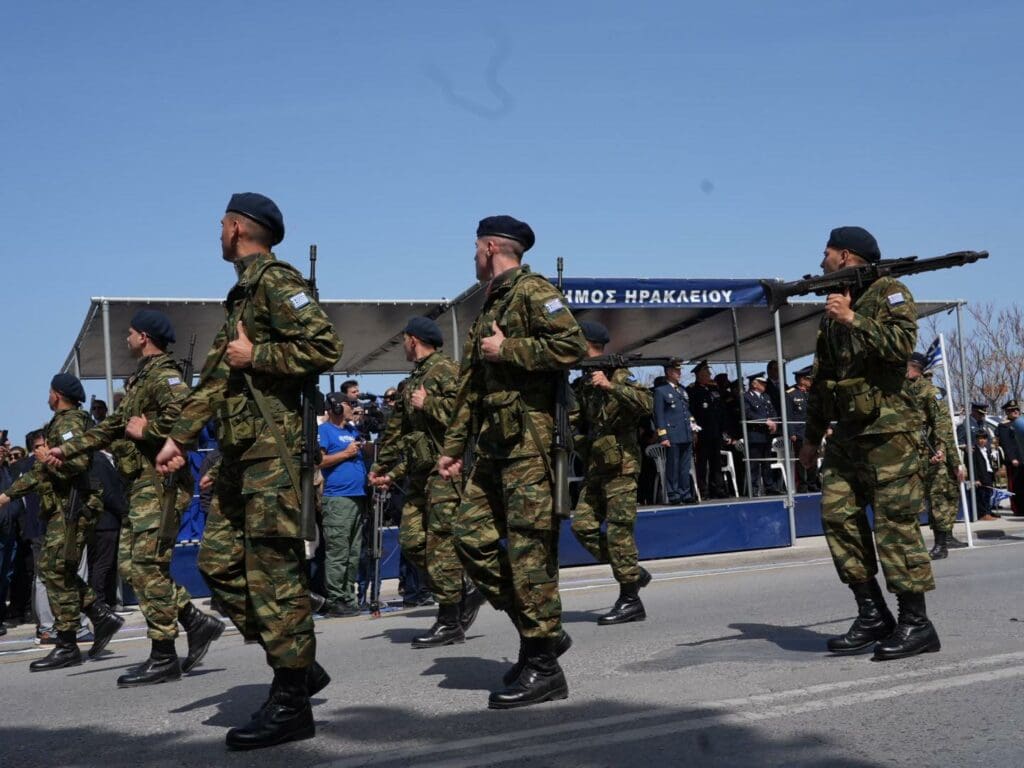 Ηράκλειο παρέλαση 25η Μαρτίου