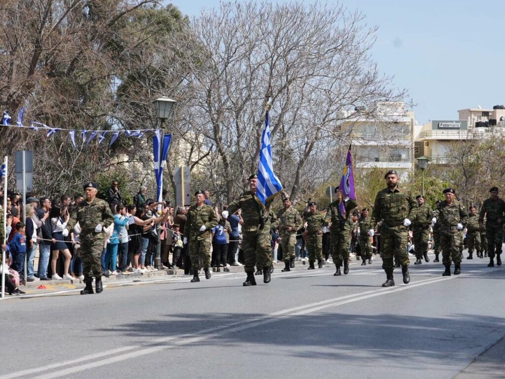 Ηράκλειο παρέλαση 25η Μαρτίου