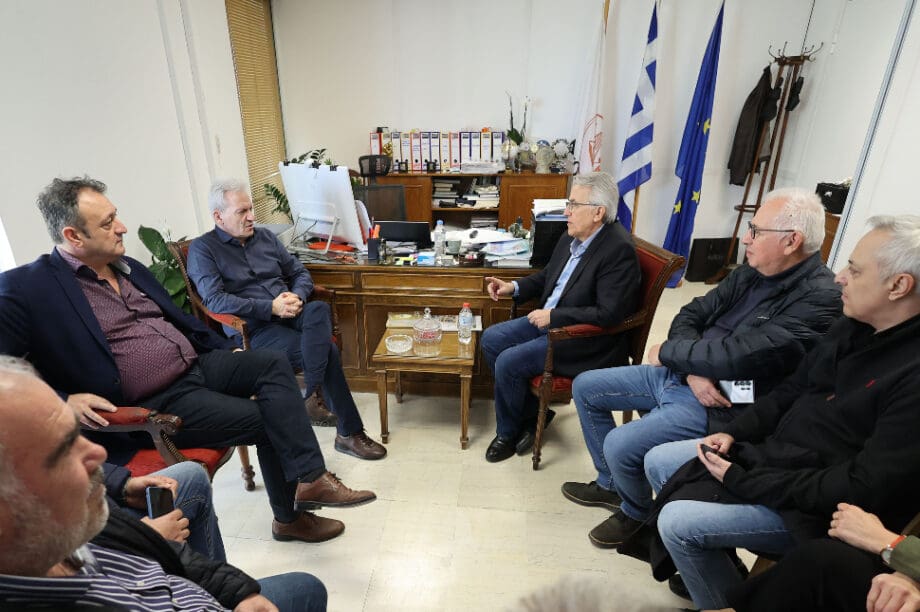 Συνάντηση Καλοκαιρινού με τον Πρόεδρο της ΓΣΕΕ στα πλαίσια ενημέρωσης για την πανελλαδική απεργία