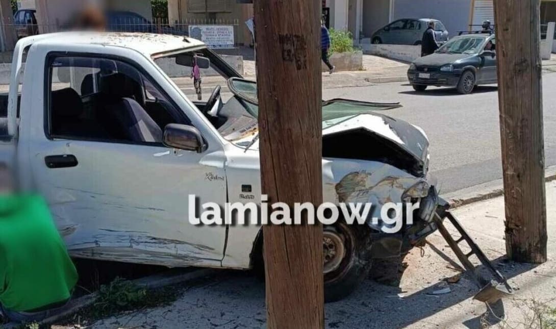 Λαμία: Αυτοκίνητο συγκρούστηκε με αγροτικό - Στο νοσοκομείο έγκυος γυναίκα