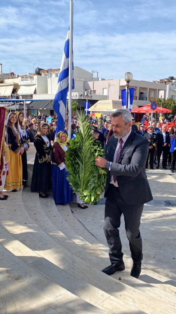 Mαμουλάκης παρέλαση 