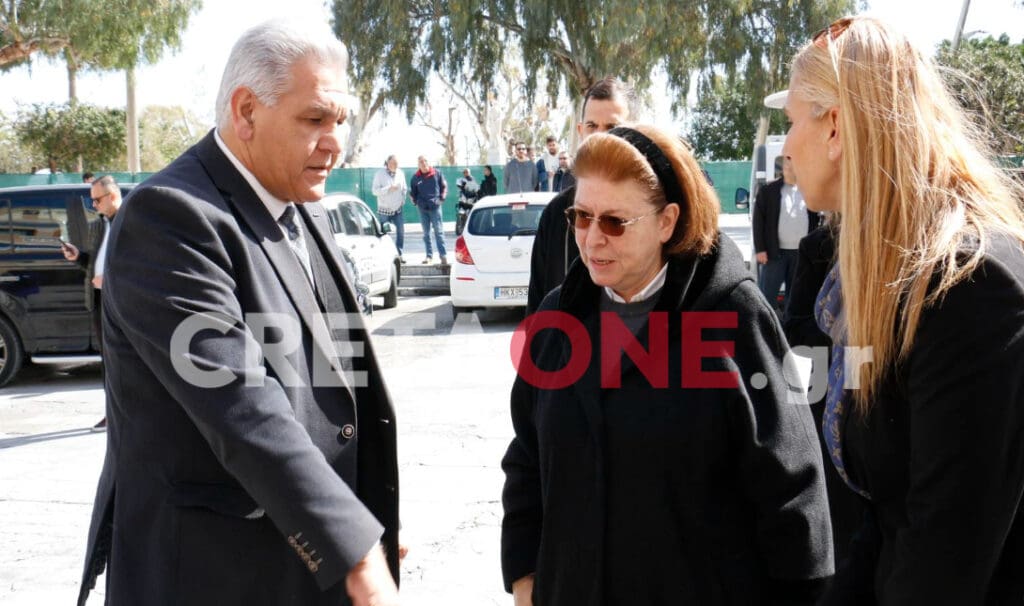 Λίνα Μενδώνη