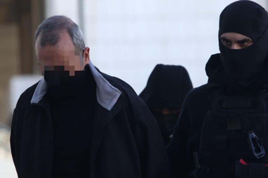 Ηλίας Μίχος Κολωνός υπόθεση ανήλικης