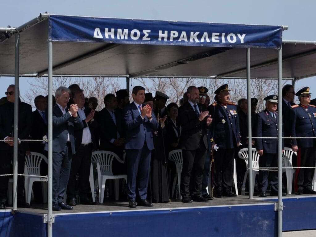 Ηράκλειο παρέλαση 25η Μαρτίου