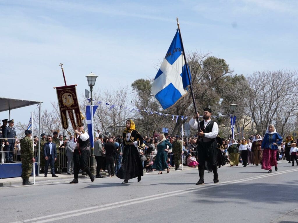 Ηράκλειο παρέλαση 25η Μαρτίου