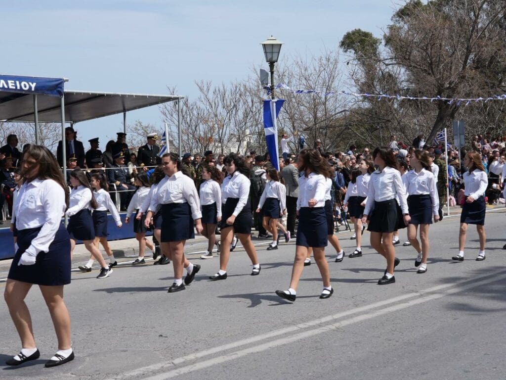 Ηράκλειο παρέλαση 25η Μαρτίου