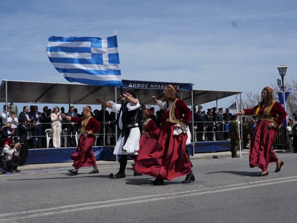 Ηράκλειο παρέλαση 25η Μαρτίου