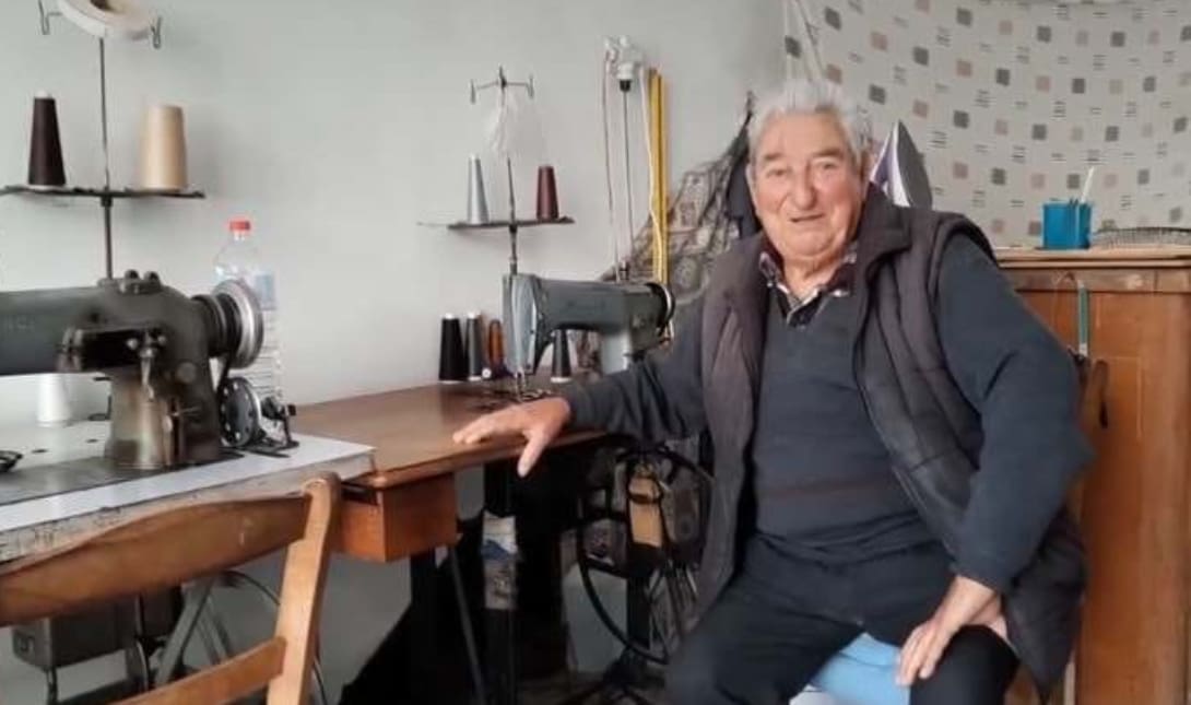«Καμπουροστάθης»