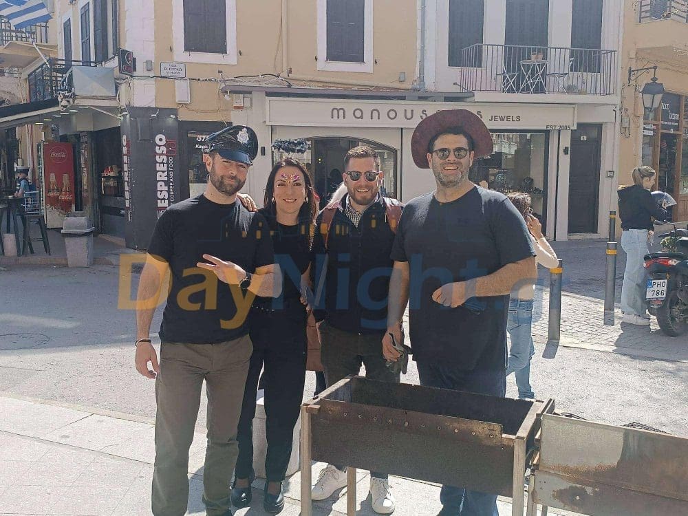 Τσικνίσανε και στην πόλη του Ρεθύμνου (φωτογραφίες)