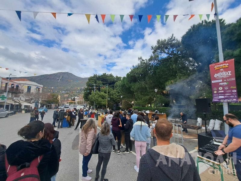 Λασίθι: Το «κάψανε» στην Νεάπολη - Ψησταριές από άκρη σε άκρη σε όλη την πόλη