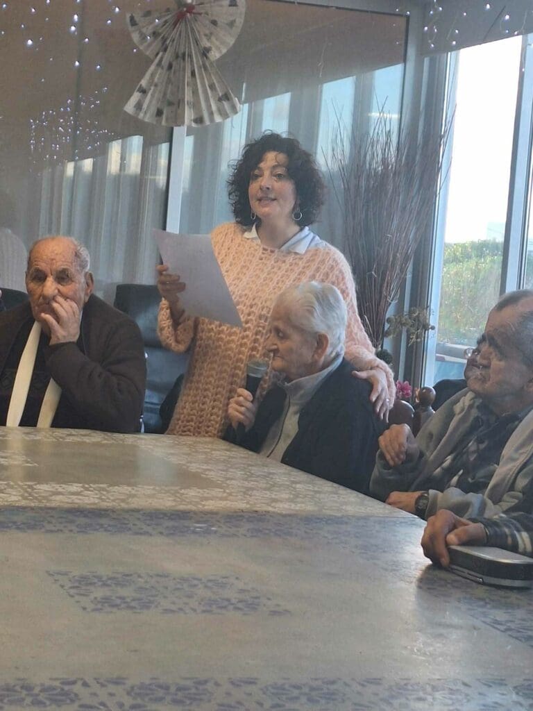 φροντίδα ηλικιωμένων