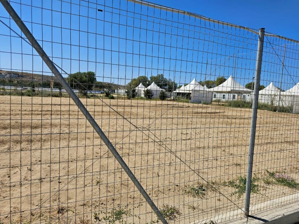 karteros beach sports center