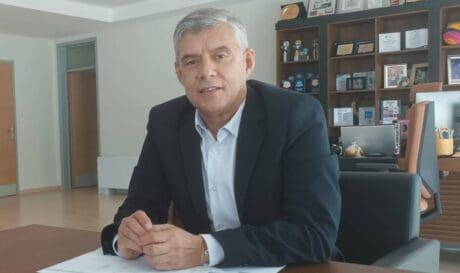 Κώστας Αγοραστός