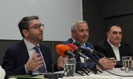Παρουσίαση βιβλίου Γιάννης Μανιάτης