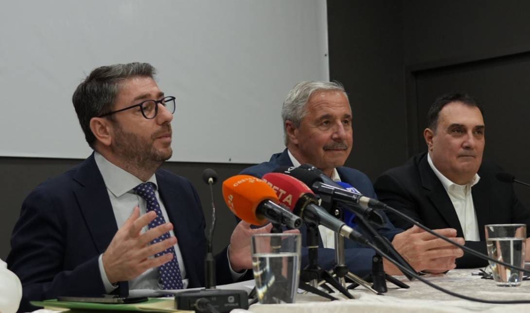 Παρουσίαση βιβλίου Γιάννης Μανιάτης