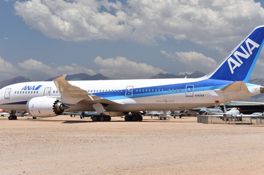 Boeing 787