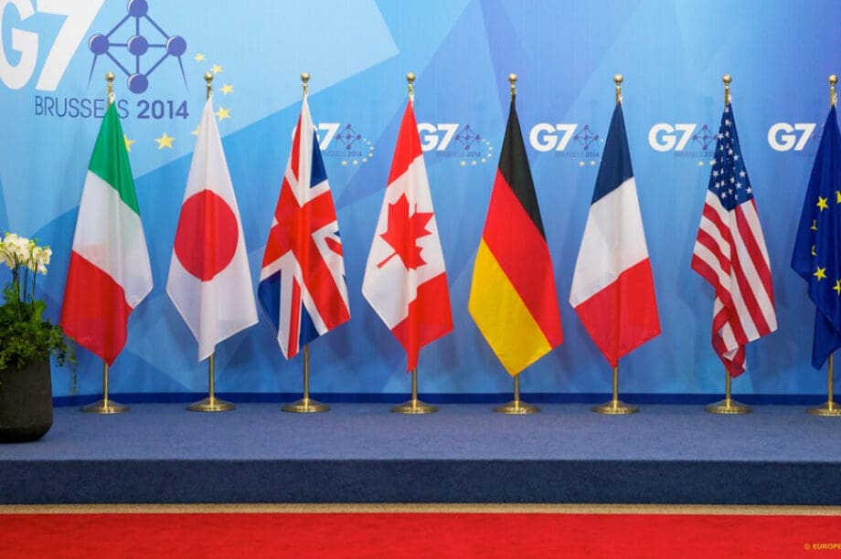 G7