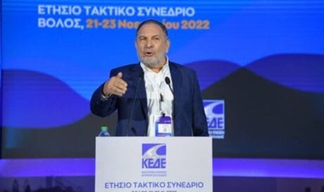 Γιάννης Κουράκης