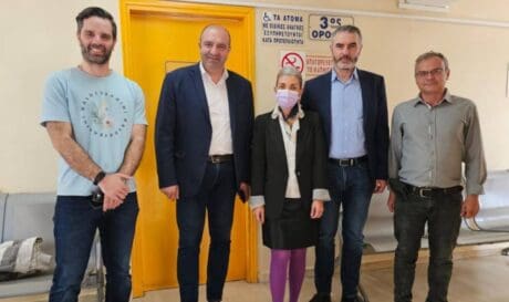 επίσκεψη Μανόλη Χνάρη
