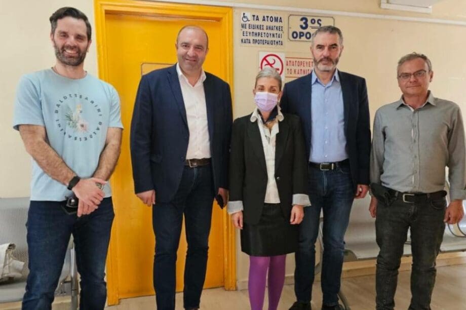 επίσκεψη Μανόλη Χνάρη