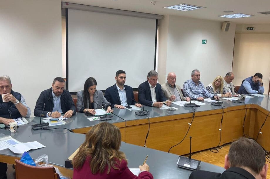 σύσκεψη για την έλλειψη προσωπικού στην Κρήτη 
