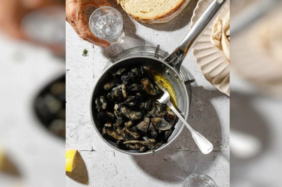 σουπιές με μελάνι