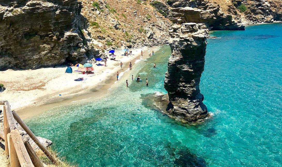 παραλία Άνδρος