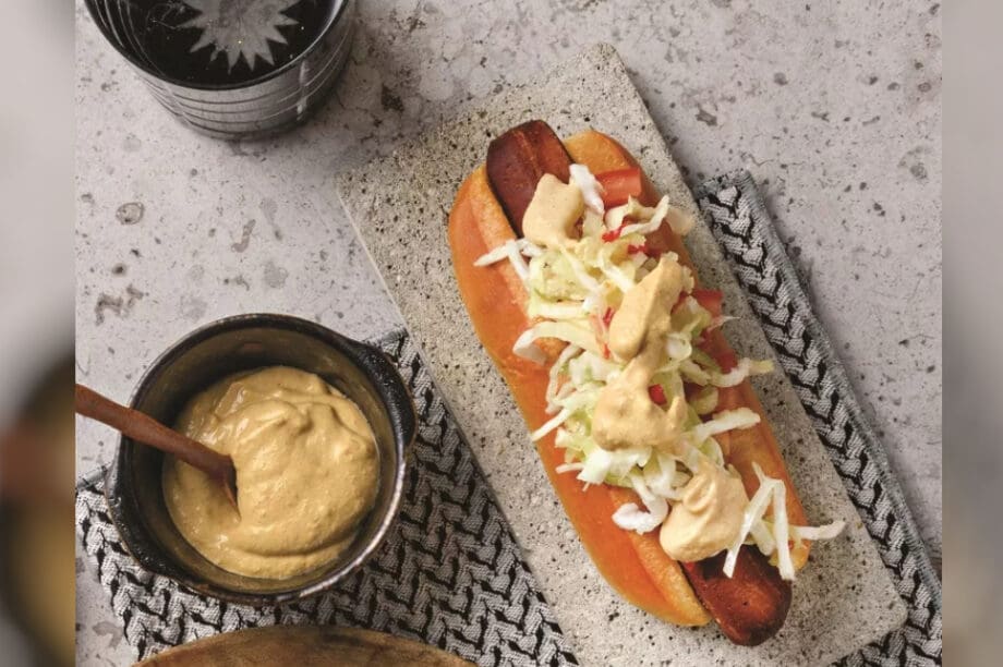 vegan hot dog