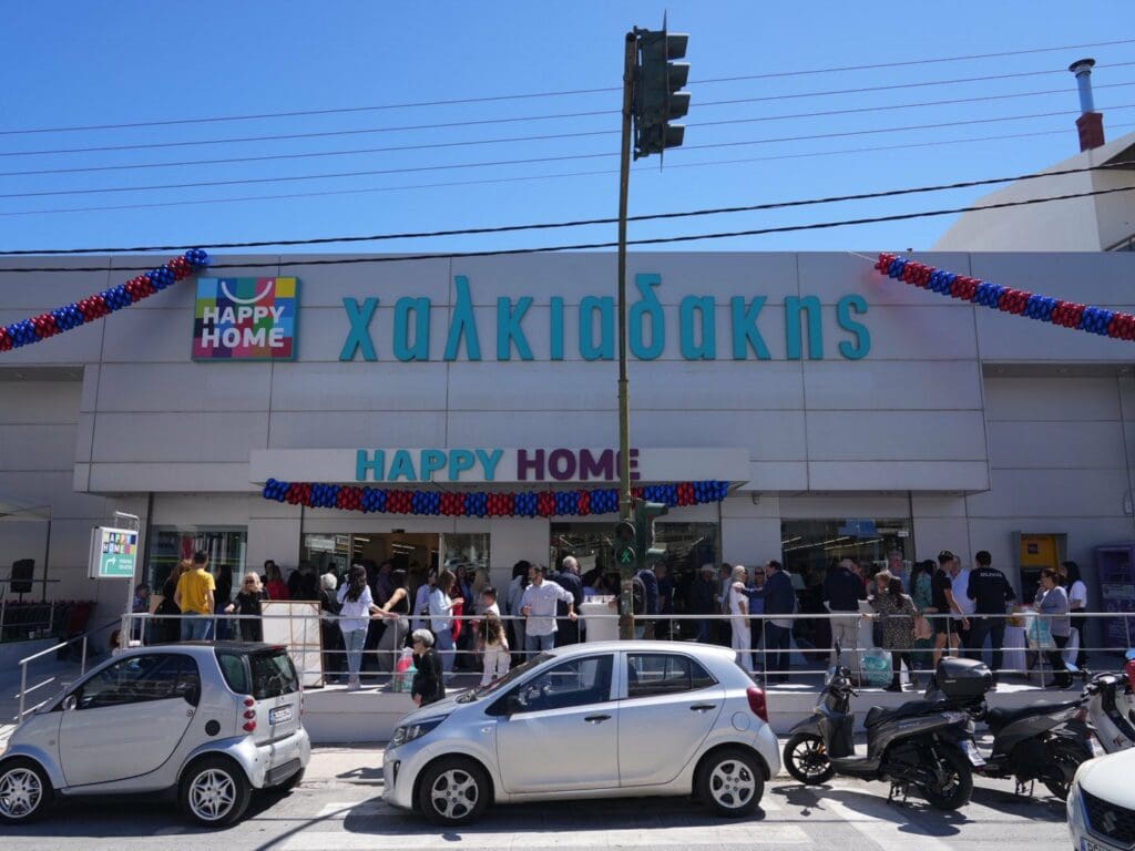 Λαμπερά εγκαίνια του πρώτου Happy Home Χαλκιαδάκης στο Ηράκλειο