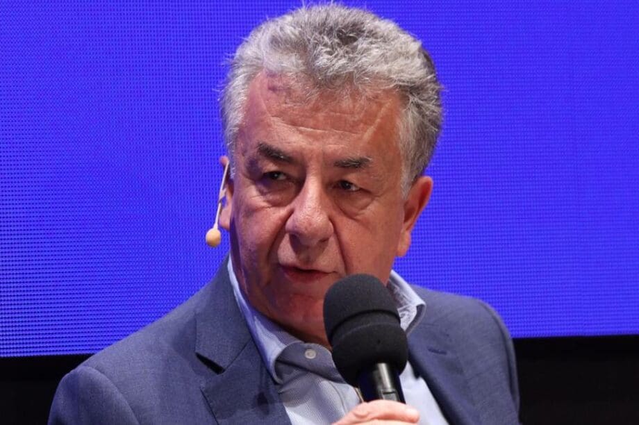ΑΡΝΑΟΥΤΑΚΗΣ ΠΟΞ