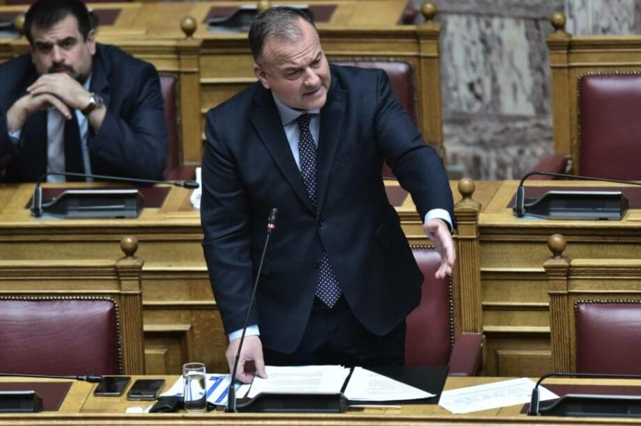 Παπάς