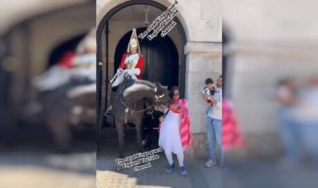 Επίθεση βρετανία άλογο