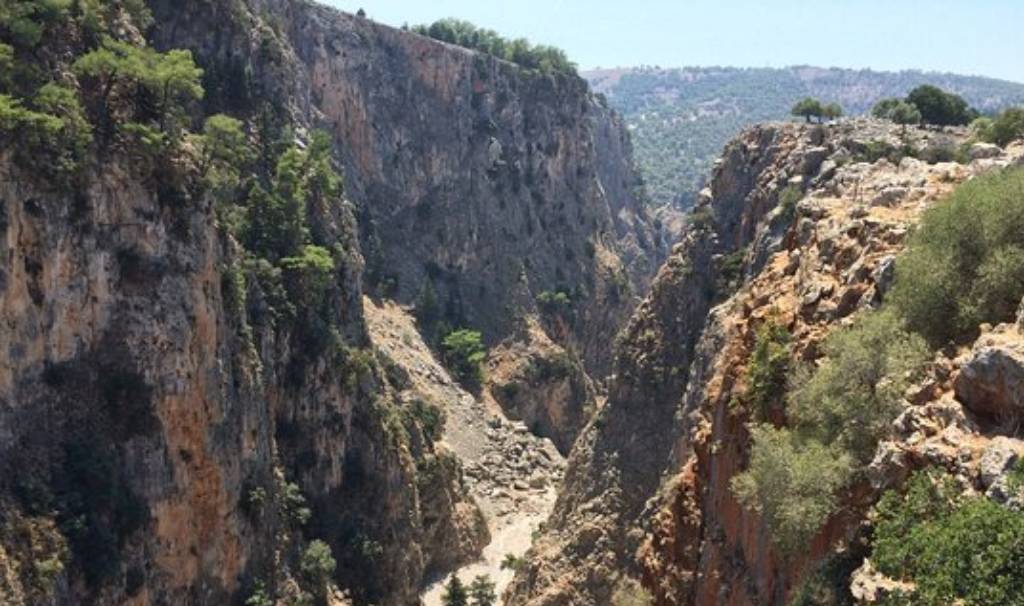 φαράγγι αράδαινας