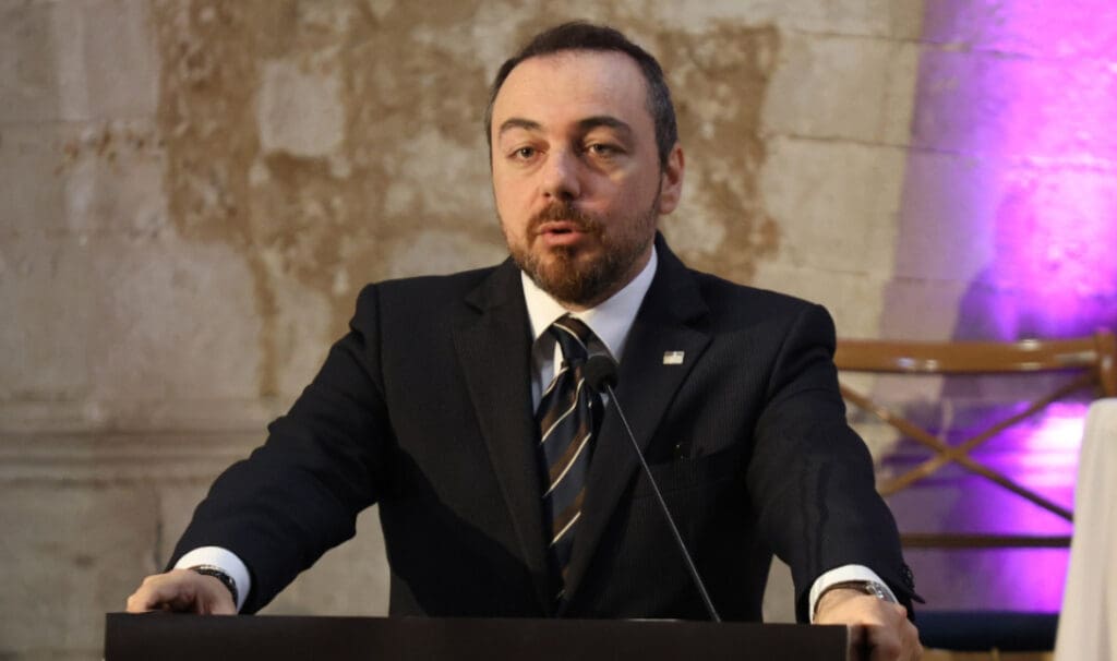 Φραγκίσκος Παρασύρης