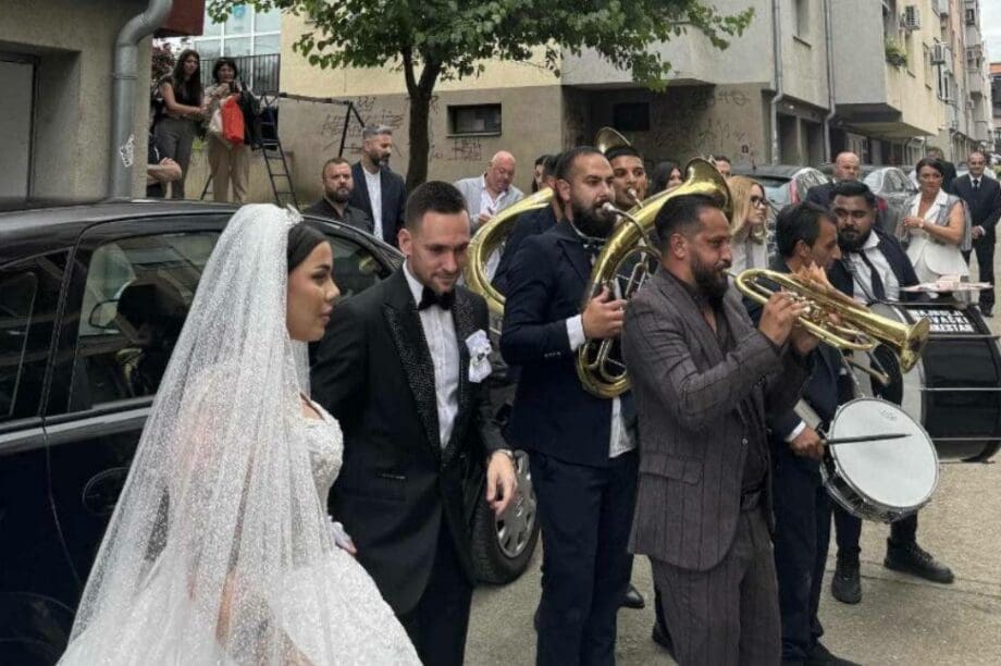 Αντρίγια Ζίβκοβιτς